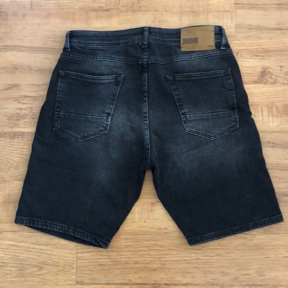 Zara Denim Shorts - Picture 3 of 4